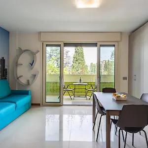 Maciachini, Zona Isola Milan
